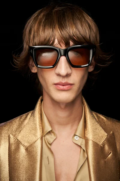 Look 1